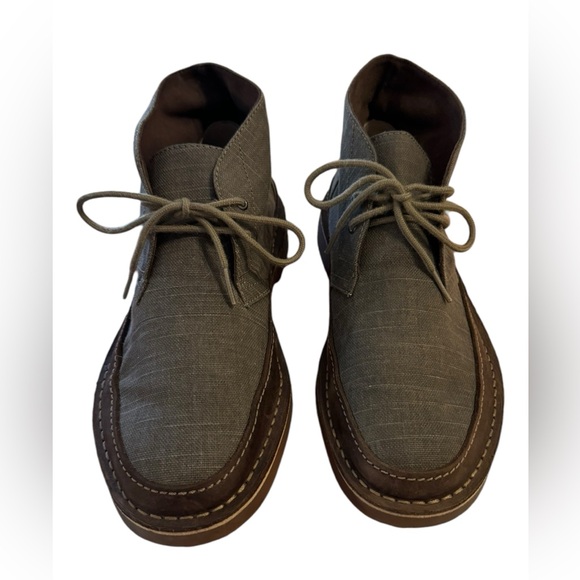 👞 CLARKS Men’s Desert Size 8M Taupe Suede Round Toe Chukka Ankle Boot - Picture 3 of 6